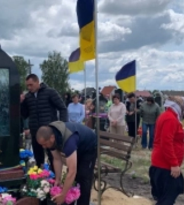 У селі на Волині пом'янули загиблого воїна Василя Канюку