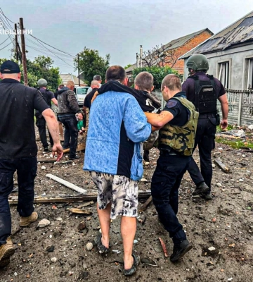 Авиаудар по Золочеву: как мать с ребёнком выжили под обломками Авиаудар по Золочеву: как мать с ребёнком выжили под обломками