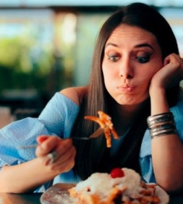 Їдять усі: 8 продуктів, які підвищують рівень холестерину