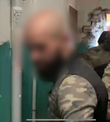 В Харькове мужчина пытался сбежать от сотрудников ТЦК и повредил их машину