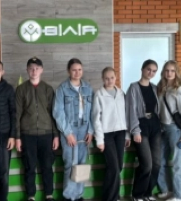 Учні Дернівського ліцею відвідали підприємство «Волинь-зерно-продукт»
