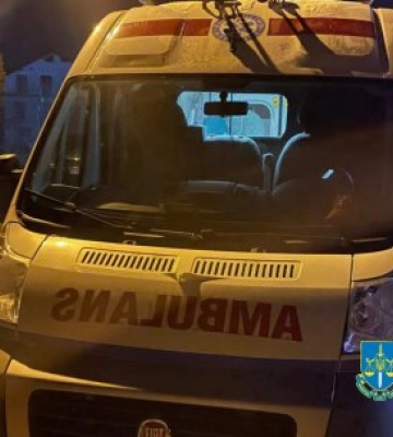 На Закарпатті поліцейський на авто швидкої допомоги переправляв ухилянтів за кордон: Справу передано до суду