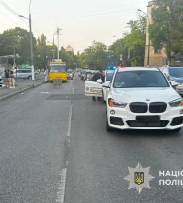В Одесі автомобіль збив пішохідку-правопорушницю