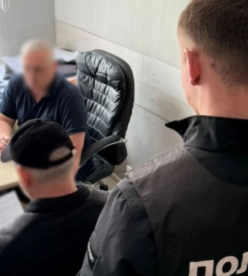 Посадовець держцентру радіочастот отримав підозру у завданні державі мільйонних збитків
