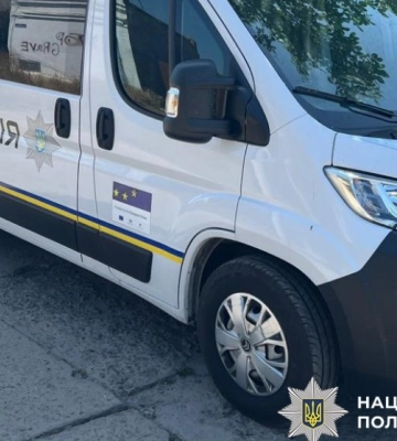 В Рені чоловік вбив співмешканку прямо посеред вулиці В Рені чоловік вбив співмешканку прямо посеред вулиці