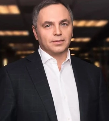 Куди зникло тіло Портнова? Cтолична влада надала інформацію з усіх цвинтарів