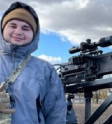 За непересічний героїзм і хоробрість Умєров відзначив 22-річного солдата з Вараша
