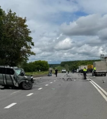Смертельна ДТП у Харкові: військовий виїхав на зустрічну — загинув пасажир