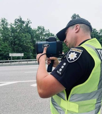 Де в Києві стоять поліцейські з радаром