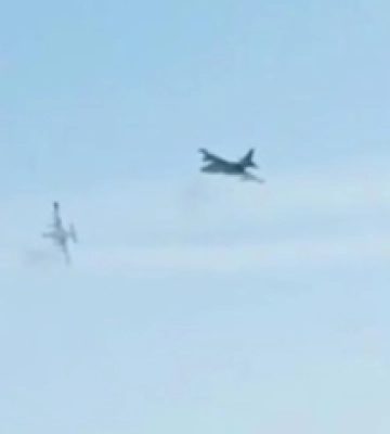 Российский штурмовик Су-25 случайно сбил напарника на Донетчине