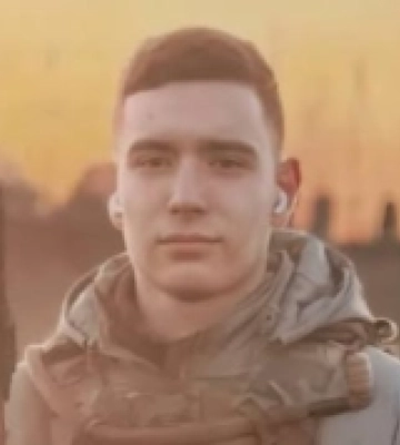 На війні з окупантами загинув захисник з Мукачева Денис Білий
