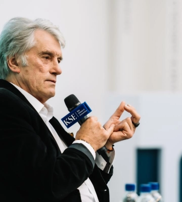 Віктор Ющенко провів менторську зустріч у Київській школі економіки Віктор Ющенко провів менторську зустріч у Київській школі економіки