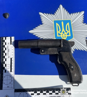 На Львівщині повідомлену про підозру торговцю зброєю, гранатами та набоями. ФОТО