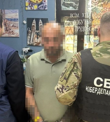 У Запоріжжі затримали зрадника, який допомагав ворогу обстрілювати місто