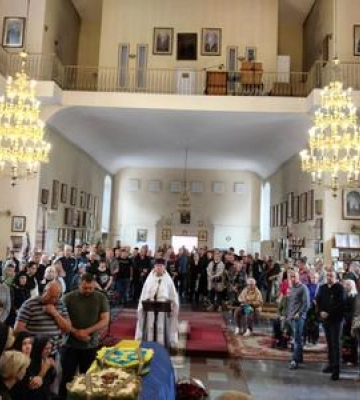 Полтавська громада провела в останню дорогу загиблого захисника України