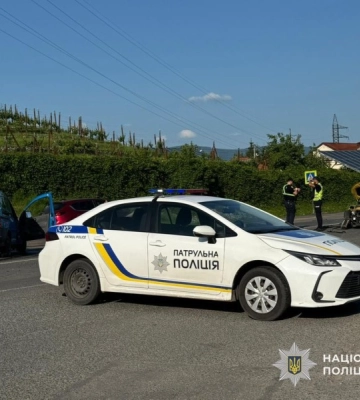 Внаслідок ДТП на Закарпатті загинула молода жінка, юнак та неповнолітня дівчина - у лікарні. ФОТО