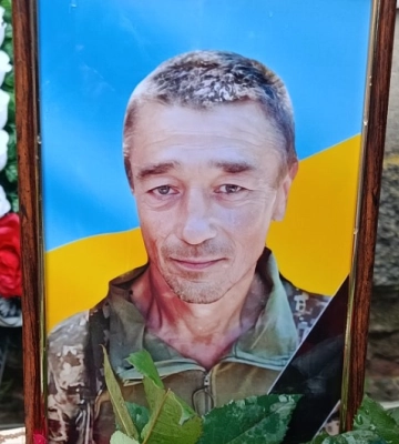 Буринська громада попрощалася із захисником України Валерієм Курбетом Буринська громада попрощалася із захисником України Валерієм Курбетом
