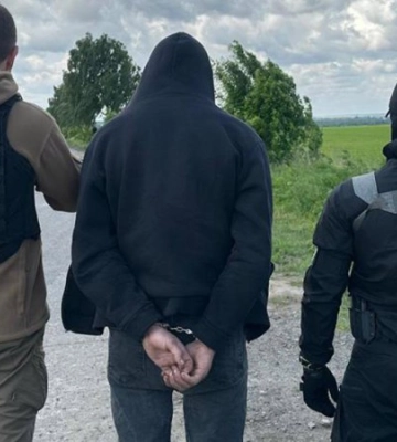На Рівненщині СБУ затримала агента ФСБ, який готував ракетні удари рашистів по аеродромах ЗСУ