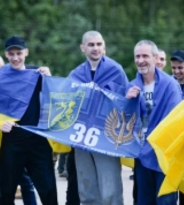 Додому з російського полону повернулись моріпіхи з миколаївської 36-ї бригади