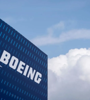 Росія атакувала і серйозно пошкодила офіс Boeing у Києві, - FT