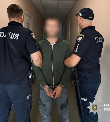 У Дніпрі затримано чоловіка, який за просте зауваження поранив жінку з пневмату
