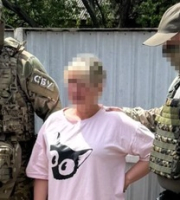 &quot;Сливали&quot; координаты для ракетно-бомбовых ударов врага по Донецкой области: СБУ задержала двух информаторов россиян