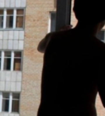 У центрі Одеси семирічний хлопчик випав з п'ятого поверху: дитина у важкому стані