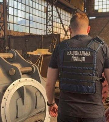 Залишили половину Кривого Рогу без гарячої води та завдали збитків на 300 млн грн: отримали підозри енергетики, які демонтували латунні трубки з обладнання. ФОТОрепортаж
