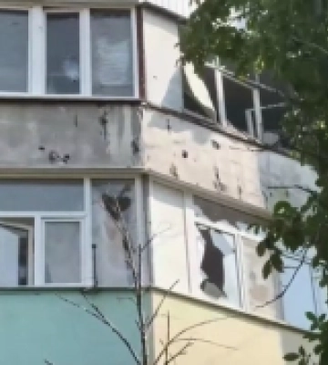 Росіяни з артилерії обстріляли Херсон: поранена дитина