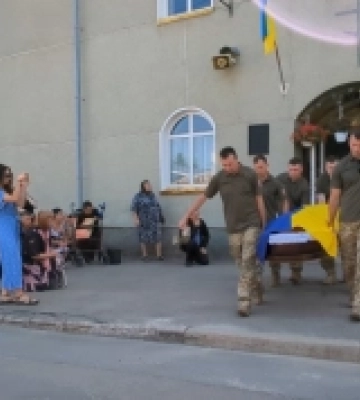 У Ковелі попрощалися із захисником Ростиславом Шевчиком