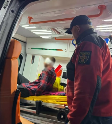 За добу на Закарпатті гірські рятувальники тричі виїжджали на допомогу туристам