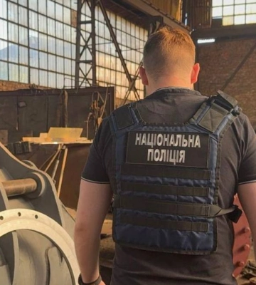 На Дніпропетровщині військовослужбовця засудили до 5 років ув’язнення за крадіжку