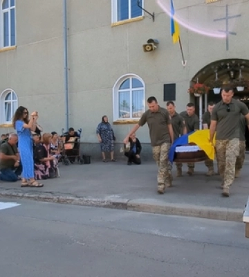 У Ковелі попрощалися із захисником Ростиславом Шевчиком