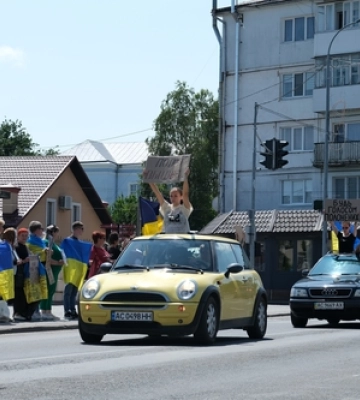 У місті на Волині відбувся автопробіг на підтримку військовополонених і зниклих безвісти У місті на Волині відбувся автопробіг на підтримку військовополонених і зниклих безвісти