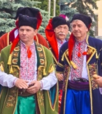 У Вараші співами для ЗСУ зібрали 25 тисяч гривень