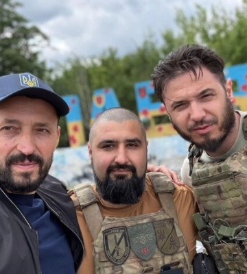 270-та місія на передову: БФ молодіжної ініціативи "Надія" та Валерій Дубіль передали допомогу бійцям на Донеччині і Харківщині 270-та місія на передову: БФ молодіжної ініціативи "Надія" та Валерій Дубіль передали допомогу бійцям на Донеччині і Харківщині