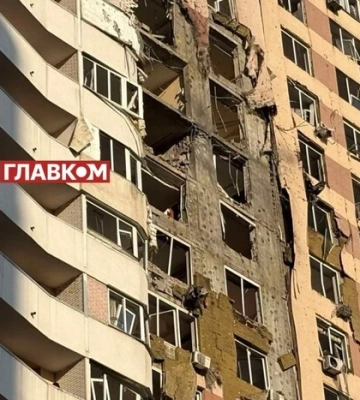 Атака на Дарницький район столиці: фото наслідків