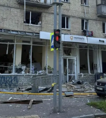 Росіяни знищили два відділення «Укрпошти» у Києві