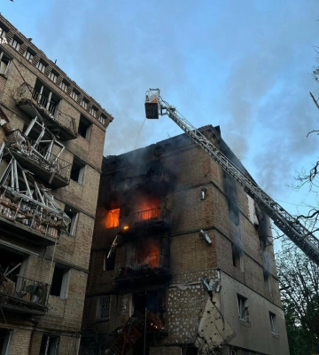 Для обстрілу Києва Росія використала касетні ракети. Кличко показав їх на відео