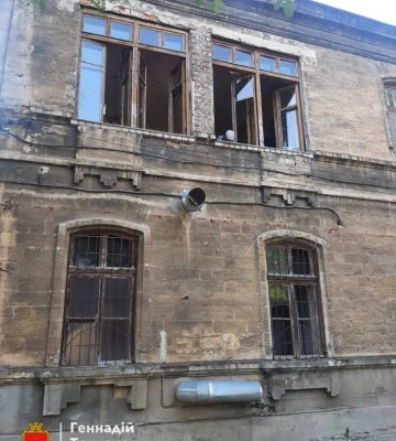 Одеська міська інфекційна лікарня постраждала внаслідок нічної атаки
