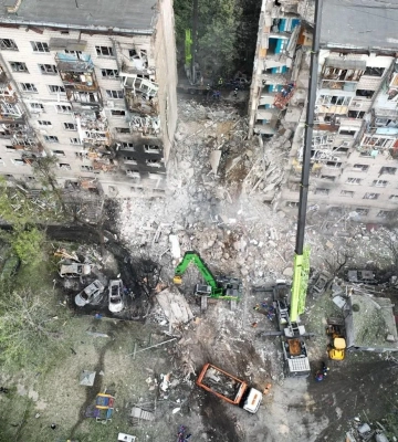 «Понад 440 дронів і 32 ракети»: Зеленський прокоментував нічну масовану атаку