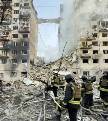 Росіяни вночі атакували у Києві 27 локацій, на місцях працюють рятувальники - Клименко
