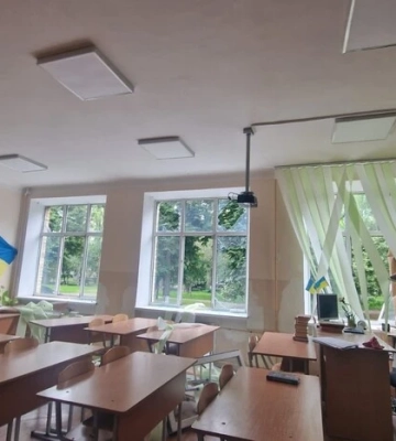 Масована атака на Київ: пошкоджено 26 закладів освіти у п'яти районах столиці Масована атака на Київ: пошкоджено 26 закладів освіти у п'яти районах столиці