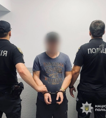 Поблизу санаторію “Поляна” затримали жителя Дніпра, що торгував метамфетаміном