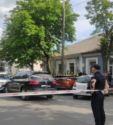 У Житомирі чоловік застрелив колишню дружину і наклав на себе руки