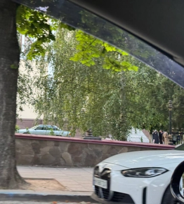 Після сутичок біля Собору в Чернівцях люди розійшлися. Рух транспорту відновлено