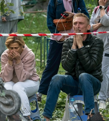 У Києві дістали тіло загиблого сина, на якого цілий день чекали батьки