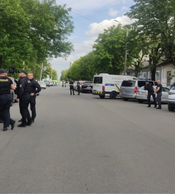 У Житомирі серед білого дня на вулиці сталась стрілянина