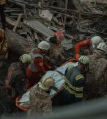 У Києві деблоковано тіло з-під завалів будинку, загалом загинуло 14 осіб після російської атаки