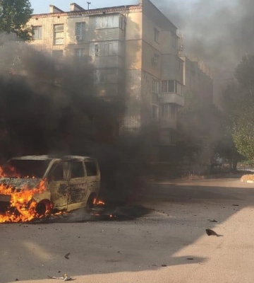 Росіяни вночі вдарили по Херсону - пошкоджені дві багатоповерхівки, загинуло подружжя